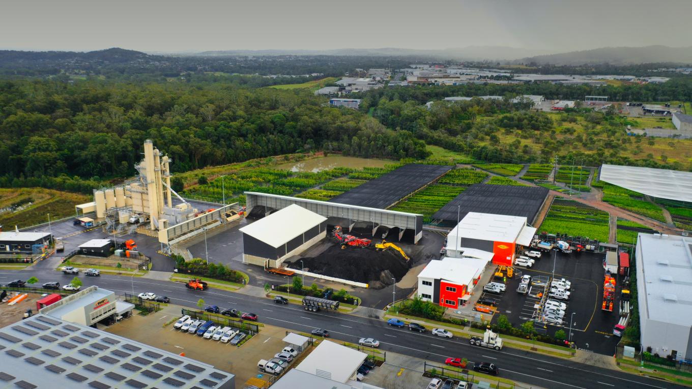 Aerial view of Colas Australia’s Yatala site, showcasing integrated materials production, storage and operations supporting end-to-end pavement delivery across the infrastructure lifecycle.